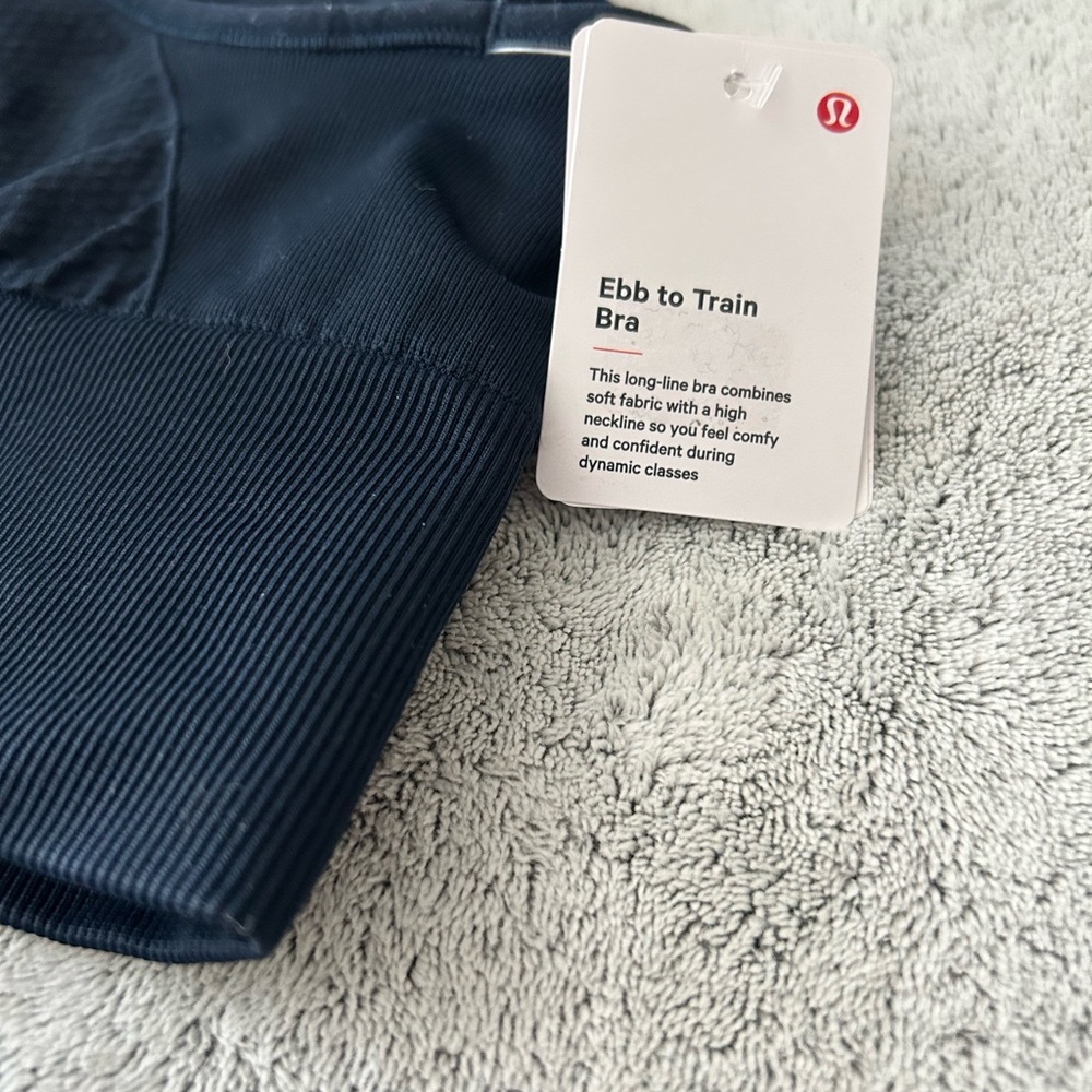 Lululemon Athletica Ebb to Train Bra - Navy